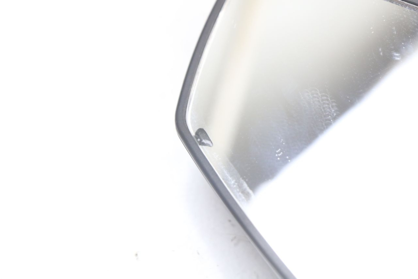 photo de RETROVISEUR GAUCHE PEUGEOT TWEET 125 (2018 - 2021) - Autre angle de vue