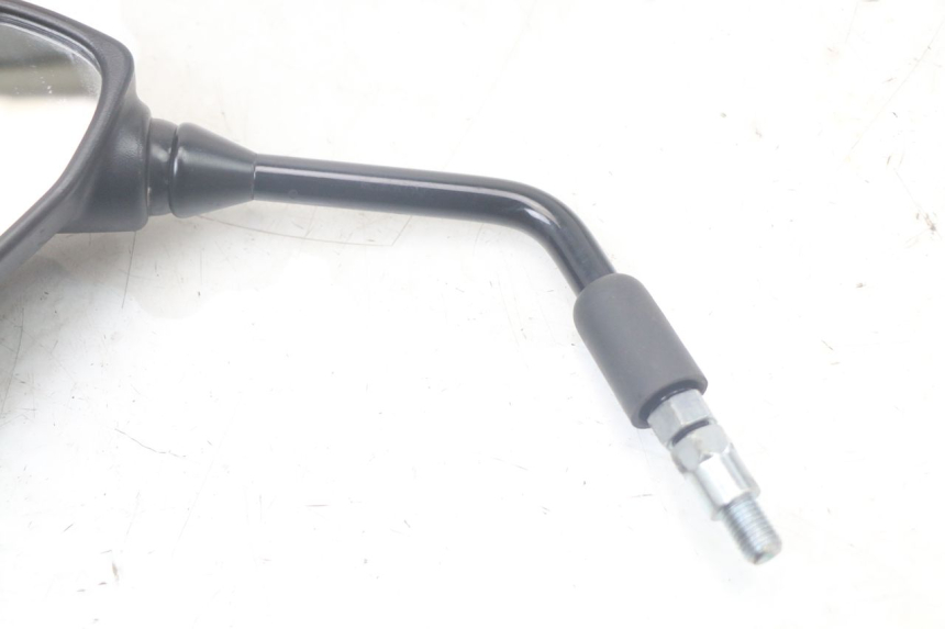 photo de RETROVISEUR GAUCHE KAWASAKI VERSYS ABS 650 (2015 - 2018) - Zoom état d’usage