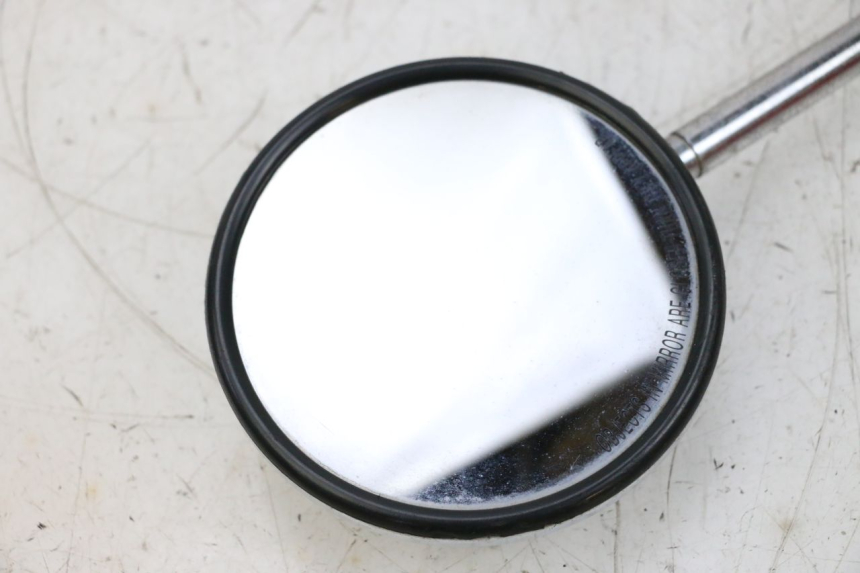 photo de RETROVISEUR GAUCHE PIAGGIO VESPA GTS SUPER IE 125 (2009 - 2016) - Zoom état d’usage