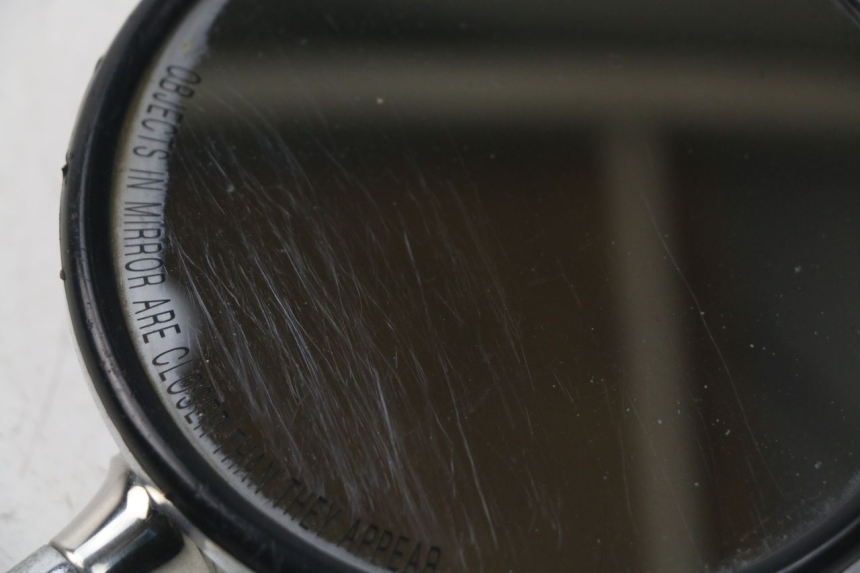 photo de RETROVISEUR GAUCHE PIAGGIO VESPA LX IE 125 (2010 - 2012) - Points de fixation