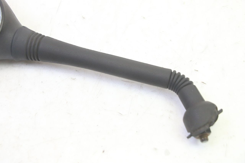 photo de RETROVISEUR GAUCHE YAMAHA X-MAX XMAX 250 (2006 - 2009) - Zoom état d’usage