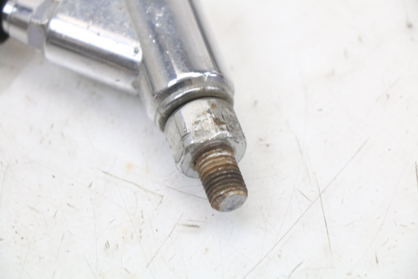 photo de RETROVISEUR GAUCHE YAMAHA XVS DRAG STAR DRAGSTAR 650 (1997 - 2007) - Autre angle de vue