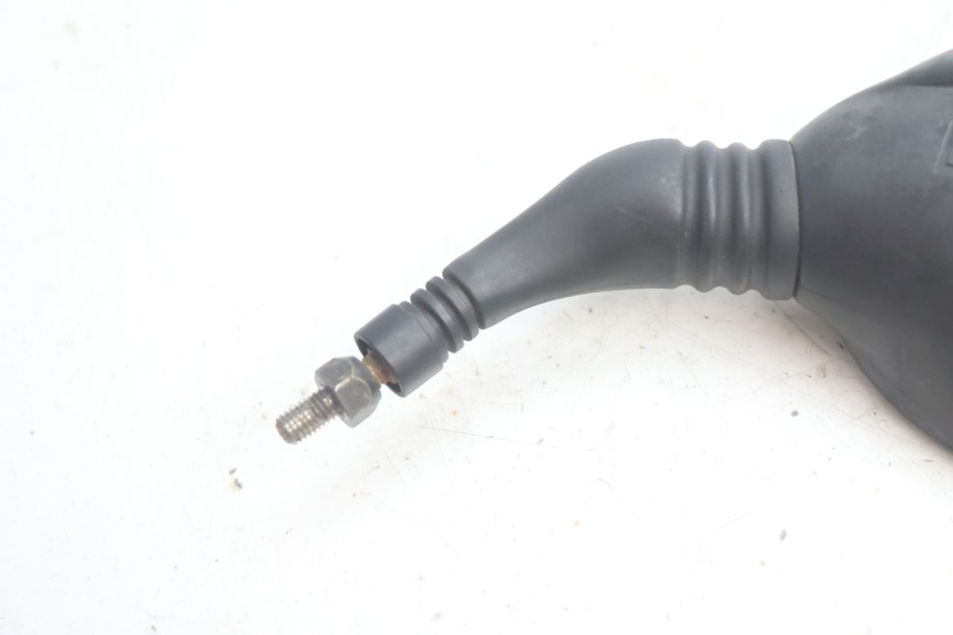 photo de RETROVISEUR GAUCHE YAMAHA YP MAJESTY 125 (2002 - 2006) - Points de fixation
