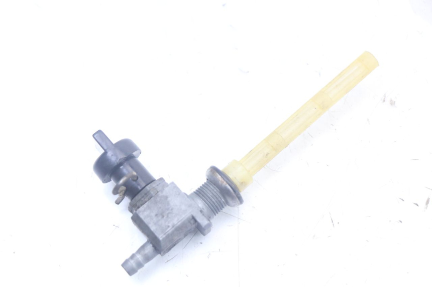 photo de ROBINET RESERVOIR PEUGEOT 103 VOGUE VS2 50 (2004 - 2017) - Autre angle de vue