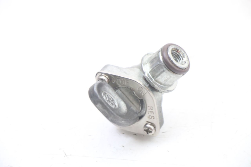 photo de ROBINET RESERVOIR DERBI SENDA SM DRD X-TREME 50 (2011 - 2017) - Vue principale