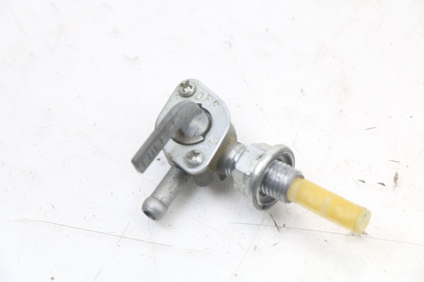 photo de ROBINET RESERVOIR RSR DIRT BIKE 150 - Détail de la pièce