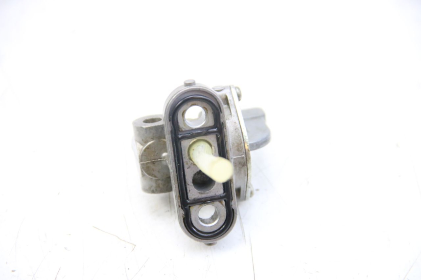 photo de ROBINET RESERVOIR KAWASAKI KX 85 (2001 - 2013) - Autre angle de vue