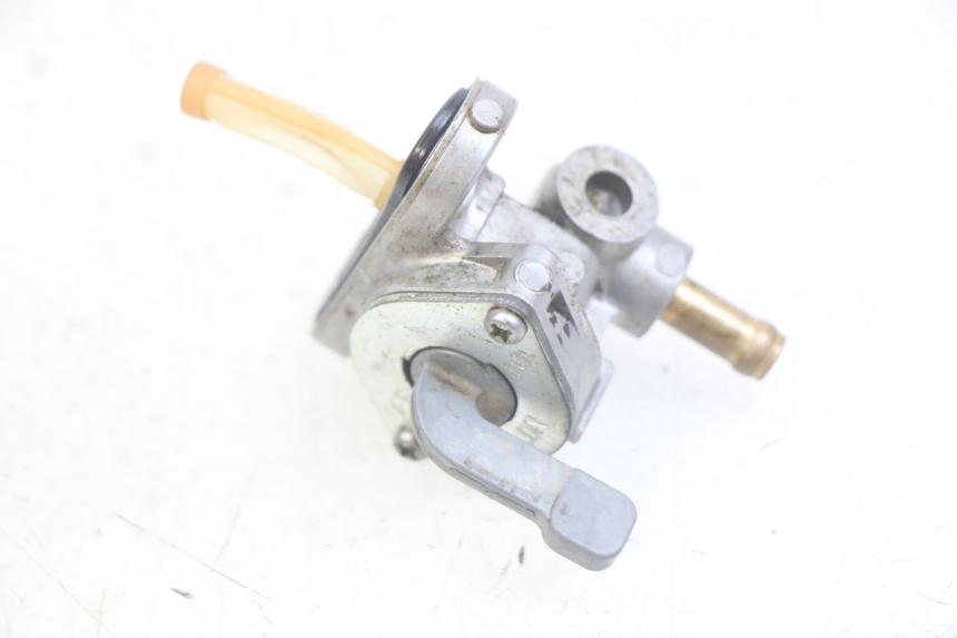 photo de ROBINET RESERVOIR KAWASAKI KX 85 (2001 - 2013) - Détail de la pièce