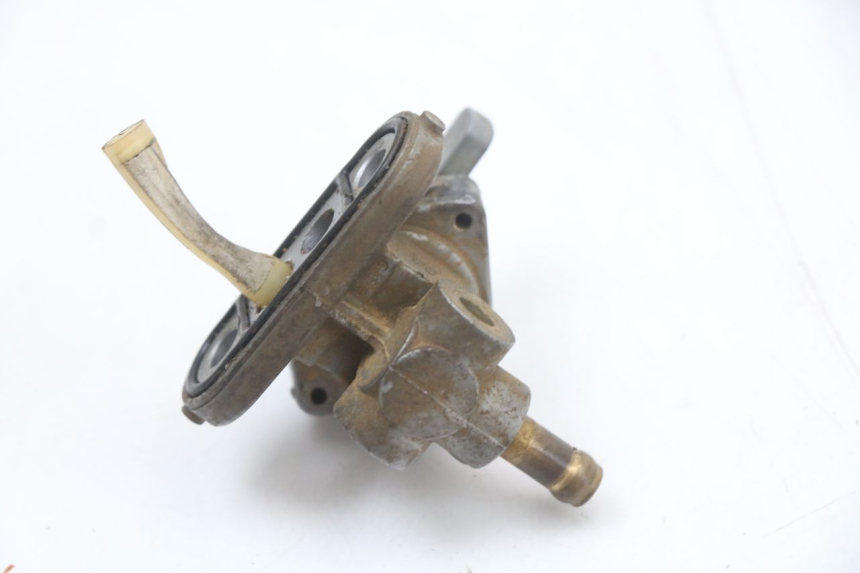 photo de ROBINET RESERVOIR KAWASAKI KX 85 (2014 - 2021) - Gros plan technique