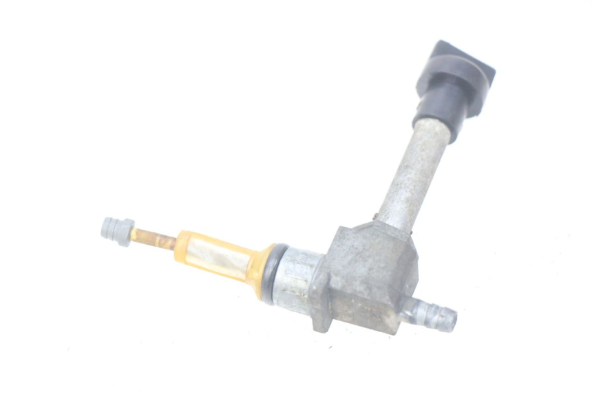 photo de ROBINET RESERVOIR PEUGEOT LUDIX 50 (2008 - 2017) - Zoom état d’usage