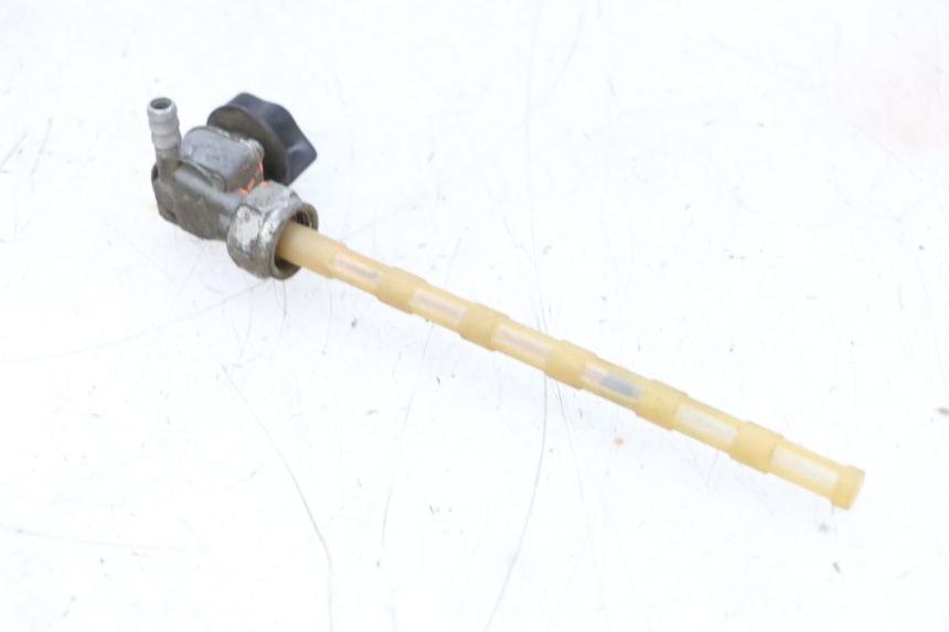 photo de ROBINET RESERVOIR HONDA NSR R 125 (1994 - 2003) - Vue d’ensemble