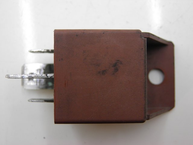 photo de ROBINET RESERVOIR PIAGGIO XEVO - X EVO 125 (2007 - 2017) - Vue principale