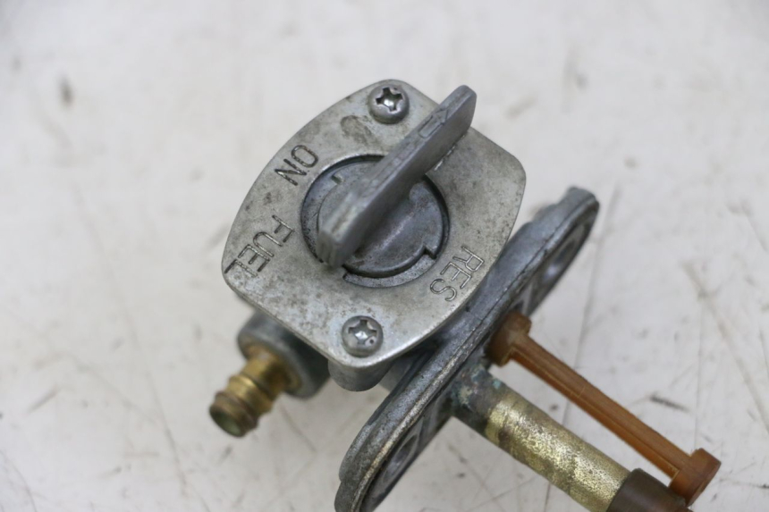 photo de ROBINET RESERVOIR YAMAHA PW 80 (1983 - 2014) - État de surface