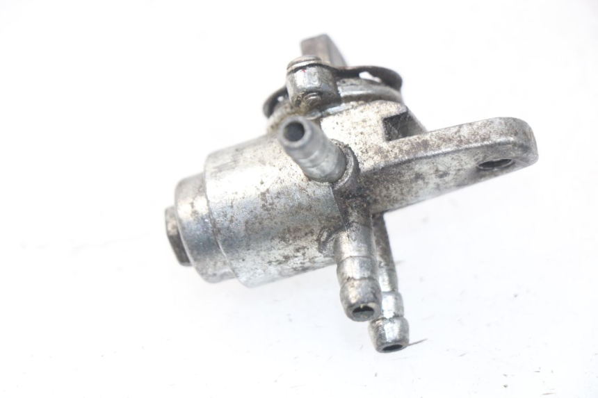 photo de ROBINET RESERVOIR ADLY RS SUPERSONIC 50 (2005 - 2010) - Gros plan technique