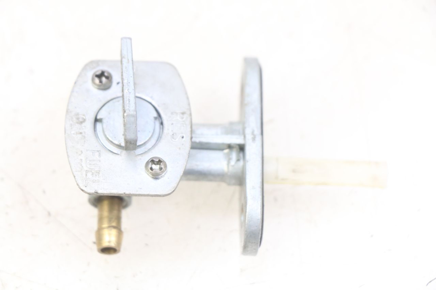 photo de ROBINET RESERVOIR YAMAHA TTR 125 (2000 - 2020) - Vue principale