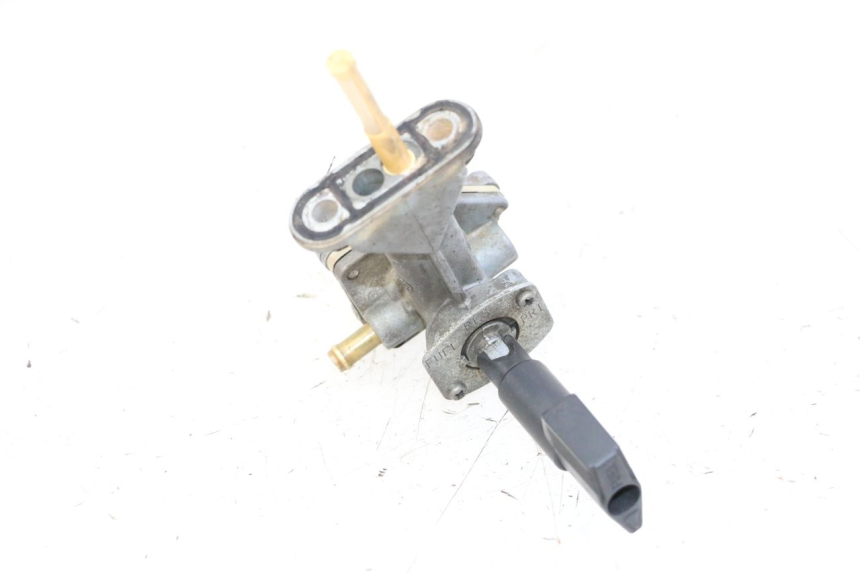 photo de ROBINET RESERVOIR YAMAHA XJN DIVERSION 600 (2000 - 2003) - Détail de la pièce