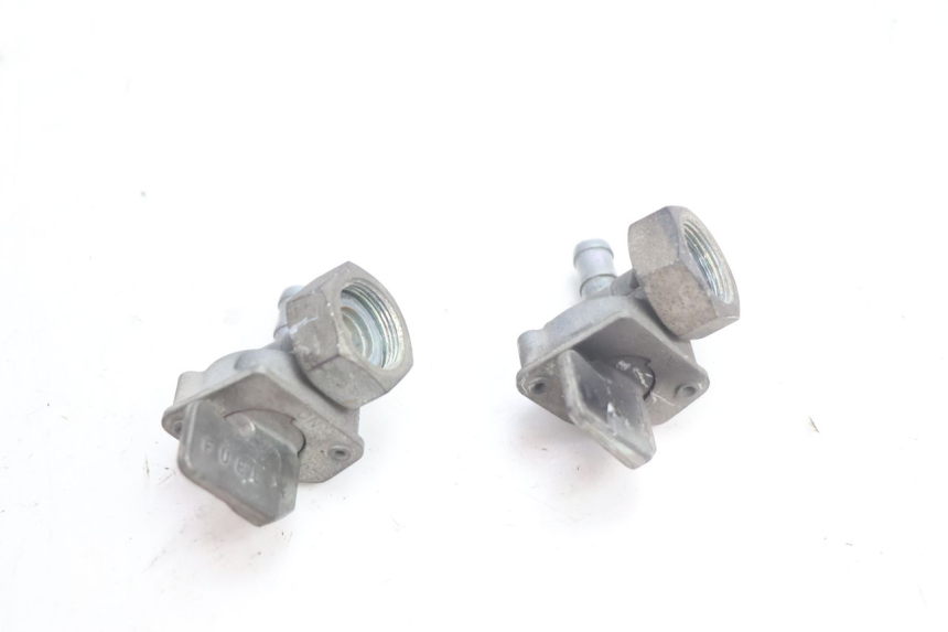 photo de ROBINET RESERVOIR HONDA XRV AFRICA TWIN 750 (1990 - 1992) - Autre angle de vue