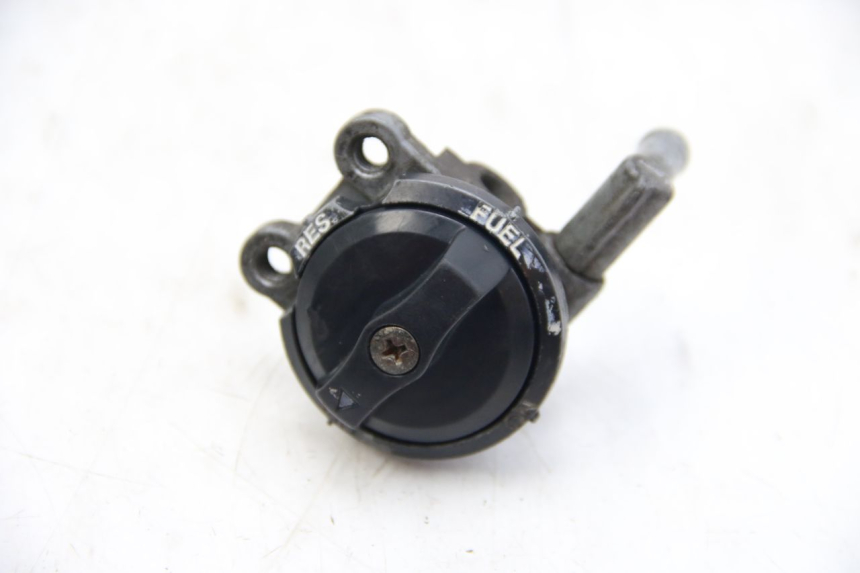 photo de ROBINET RESERVOIR KAWASAKI ZX-6R ZX6R 600 (1995 - 1997) - Vue principale