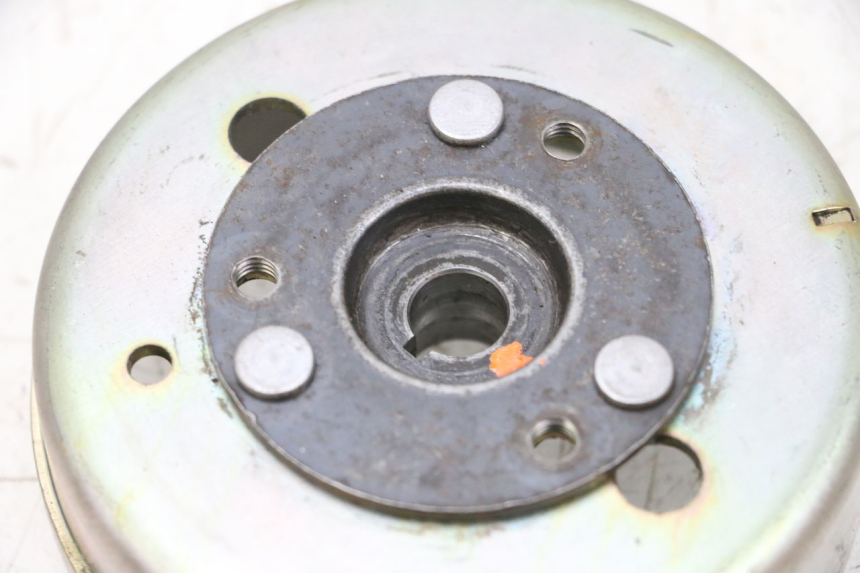 photo de ROTOR MBK BOOSTER SPIRIT NAKED 50 (2004 - 2017) - Autre angle de vue