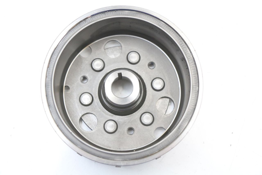 photo de ROTOR SUZUKI BURGMAN 125 (2007 - 2014) - Détail de la pièce