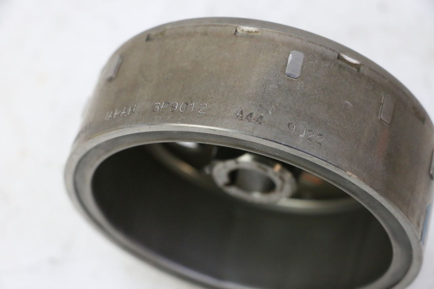 photo de ROTOR SUZUKI BURGMAN 125 (2007 - 2014) - Détail de la pièce