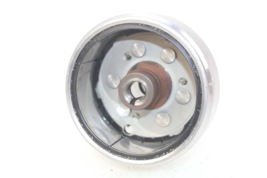 photo de ROTOR HONDA CM 125 (1983 - 2003) - Détail de la pièce