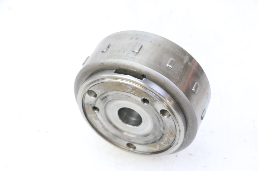 photo de ROTOR HONDA FES S-WING SWING ABS 125 (2007 - 2015) - Gros plan technique