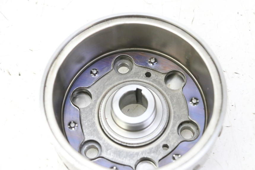 photo de ROTOR HONDA FES S-WING SWING ABS 125 (2007 - 2015) - Points de fixation