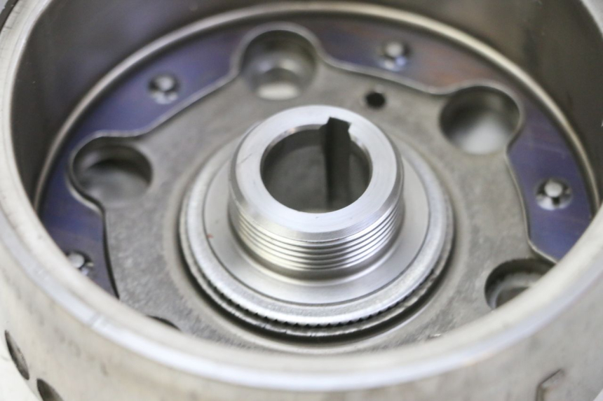 photo de ROTOR HONDA FES S-WING SWING ABS 125 (2007 - 2015) - État de surface