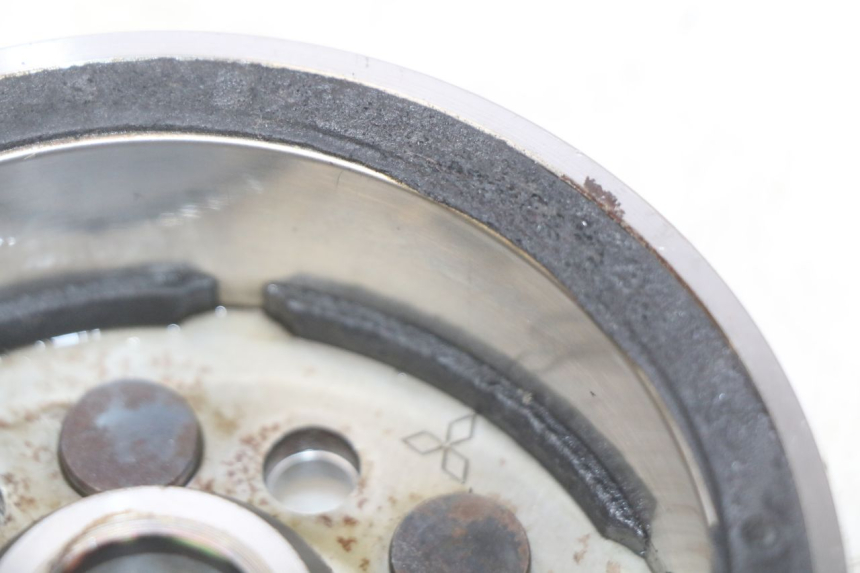 photo de STATOR YAMAHA FZS FAZER 600 (1998 - 2001) - Points de fixation