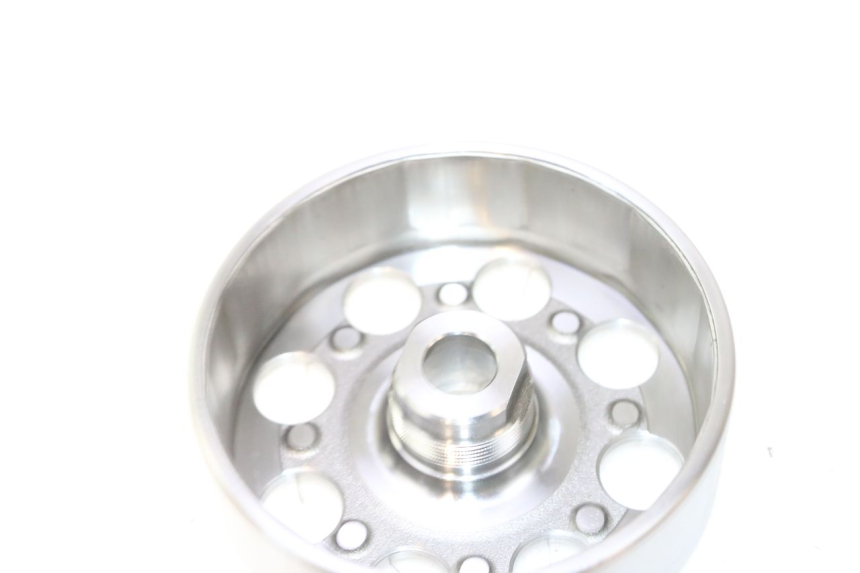 photo de ROTOR SUZUKI GSR 600 (2005 - 2012) - Vue d’ensemble