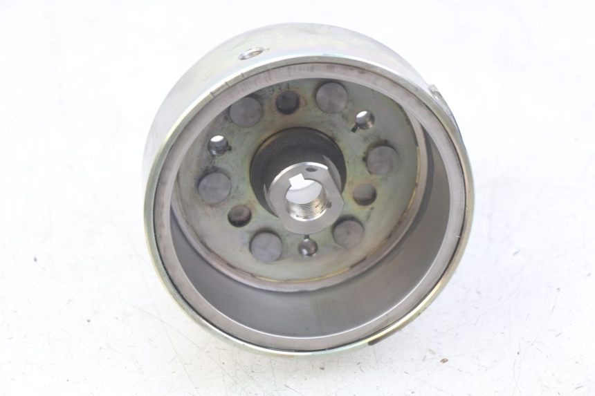 photo de ROTOR YAMAHA SR 125 (1982 - 2003) - Détail de la pièce