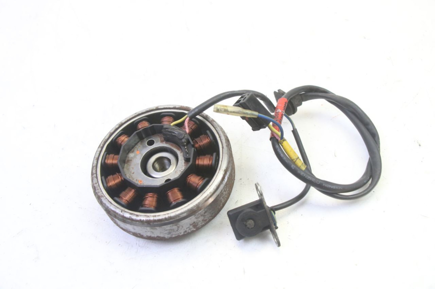 photo de ROTOR STATOR KYMCO AGILITY NAKED RENOUVO 2T 50 (2011 - 2018) - Autre angle de vue