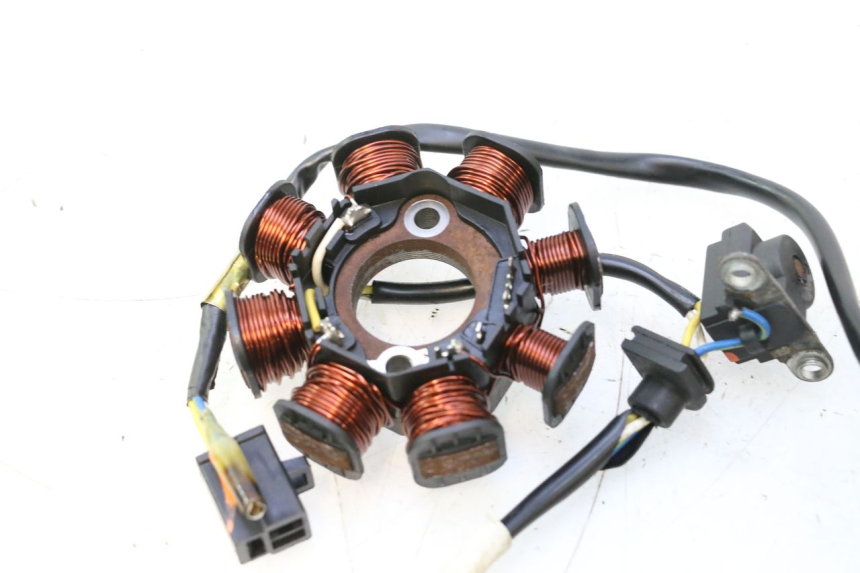 photo de ROTOR STATOR KYMCO AGILITY PREMIUM 50 (2007 - 2010) - État de surface