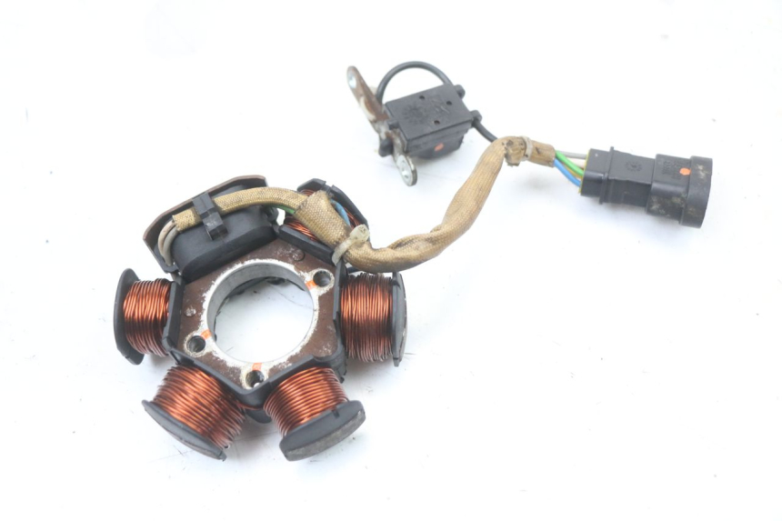 photo de ROTOR STATOR APRILIA SR MOTARD 50 (2012 - 2018) - État de surface