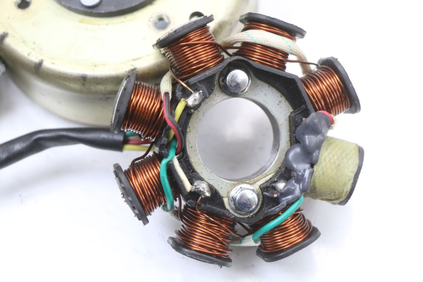 photo de ROTOR STATOR JONWAY AZTRAL 125 (2008 - 2017) - Gros plan technique