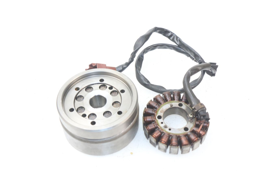 photo de ROTOR STATOR PIAGGIO BEVERLY 500 (2003 - 2007) - Zoom état d’usage