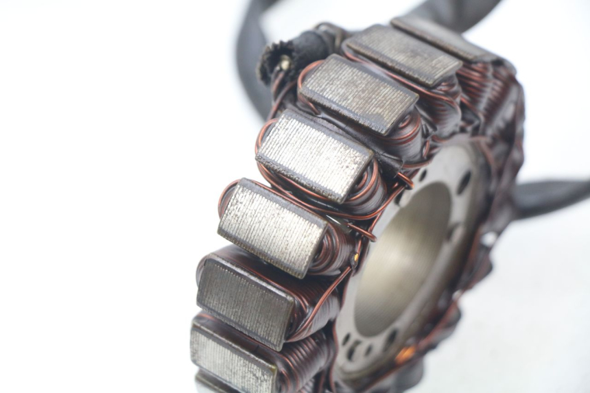 photo de ROTOR STATOR PIAGGIO BEVERLY 500 (2003 - 2007) - Gros plan technique