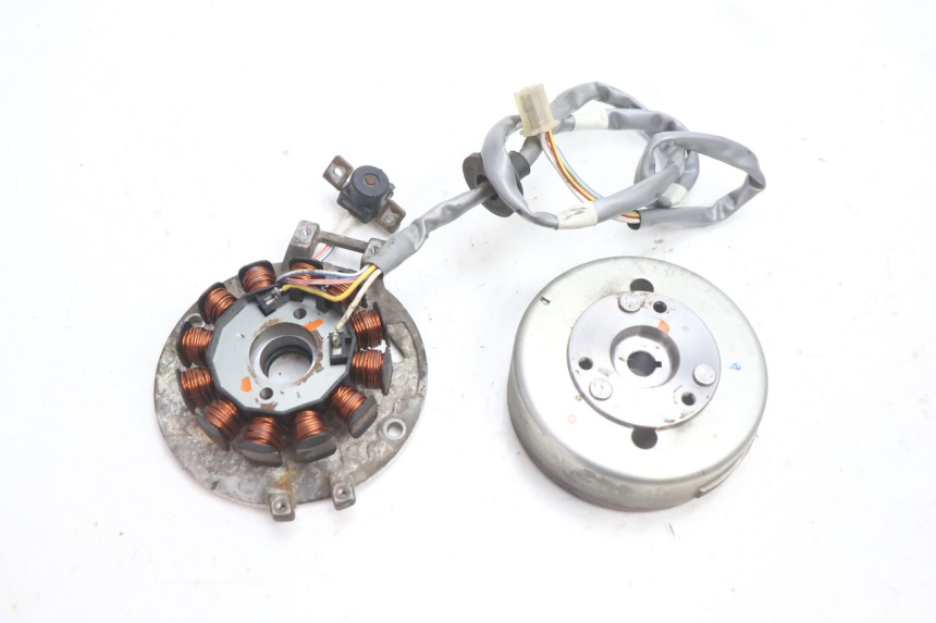photo de ROTOR STATOR MBK BOOSTER SPIRIT 50 (2004 - 2017) - Vue principale