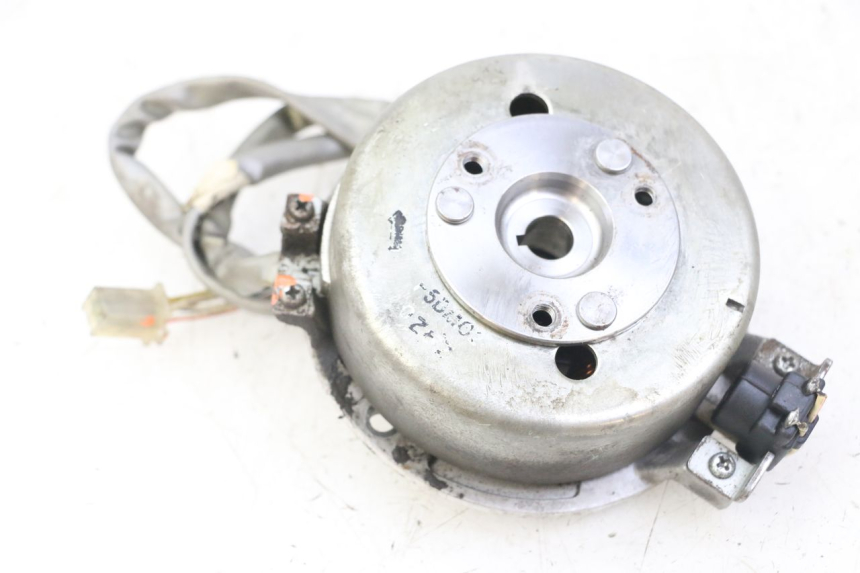 photo de ROTOR STATOR MBK BOOSTER SPIRIT NAKED 50 (2004 - 2017) - Détail de la pièce