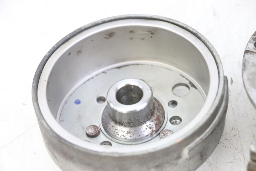 photo de ROTOR STATOR MBK BOOSTER SPIRIT NAKED 50 (2004 - 2017) - Vue d’ensemble