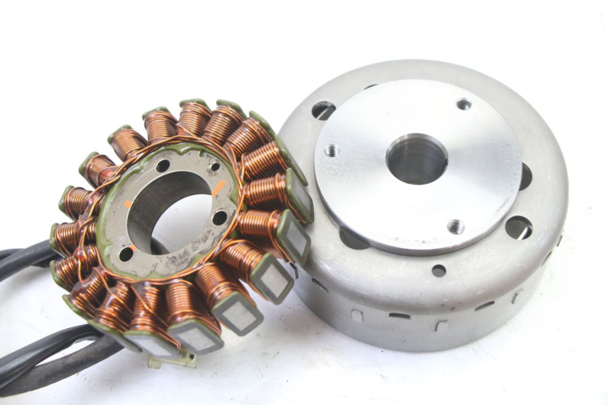 photo de ROTOR STATOR SUZUKI BURGMAN 125 (2007 - 2014) - Autre angle de vue