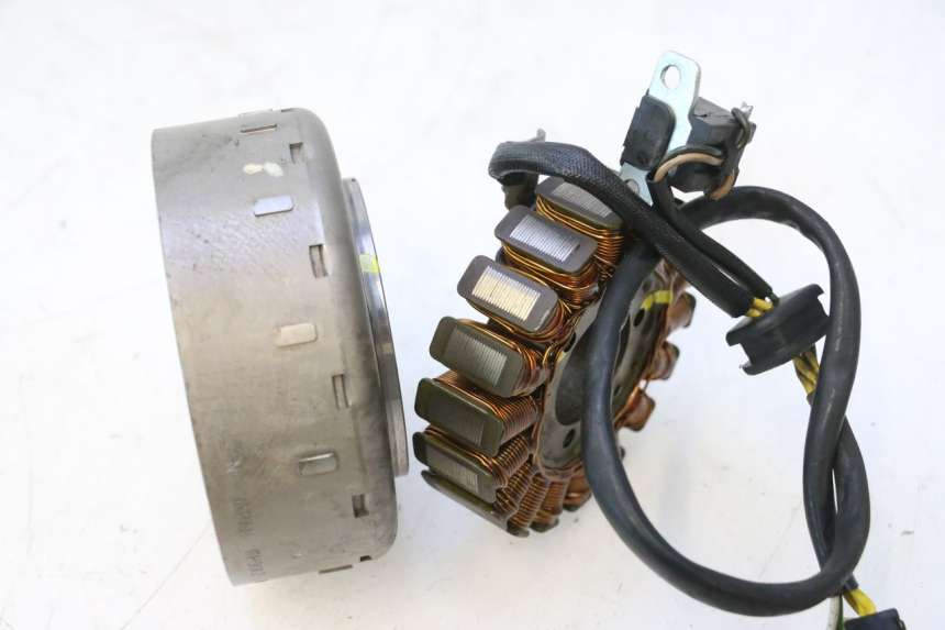 photo de ROTOR STATOR SUZUKI BURGMAN 125 (2007 - 2014) - État de surface