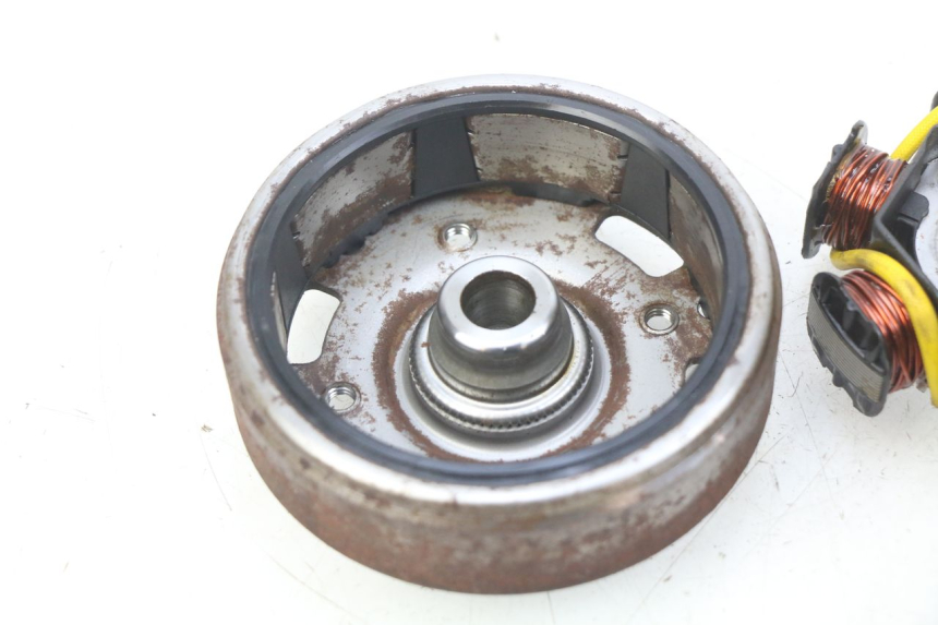 photo de ROTOR STATOR PEUGEOT BUXY 50 (1993 - 1998) - Autre angle de vue