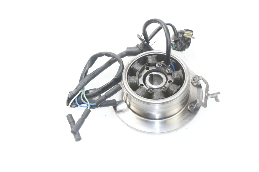 photo de ROTOR STATOR HONDA CRF CR-F 450 (2001 - 2005) - Détail de la pièce