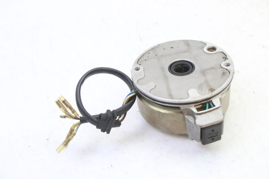 photo de ROTOR STATOR CCR DIRT BIKE 110 - Gros plan technique