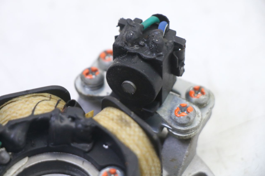 photo de ROTOR STATOR BSE DIRTBIKE PH10L 125 - Points de fixation