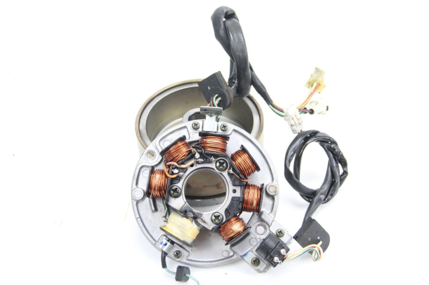 photo de ROTOR STATOR YAMAHA DTR DT-R 125 (1989 - 2004) - Gros plan technique