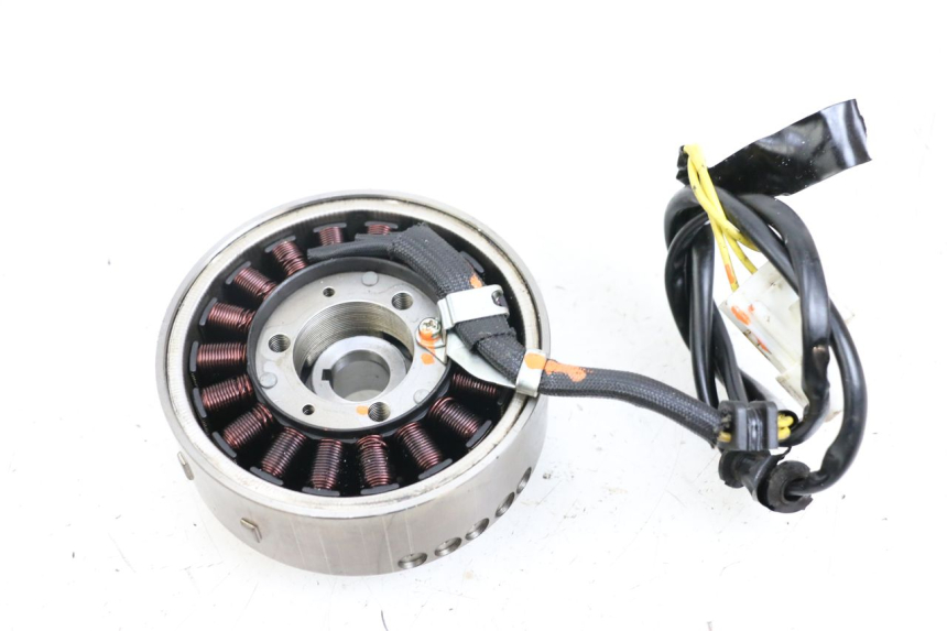 photo de ROTOR STATOR HONDA FES S-WING SWING ABS 125 (2007 - 2015) - Zoom état d’usage