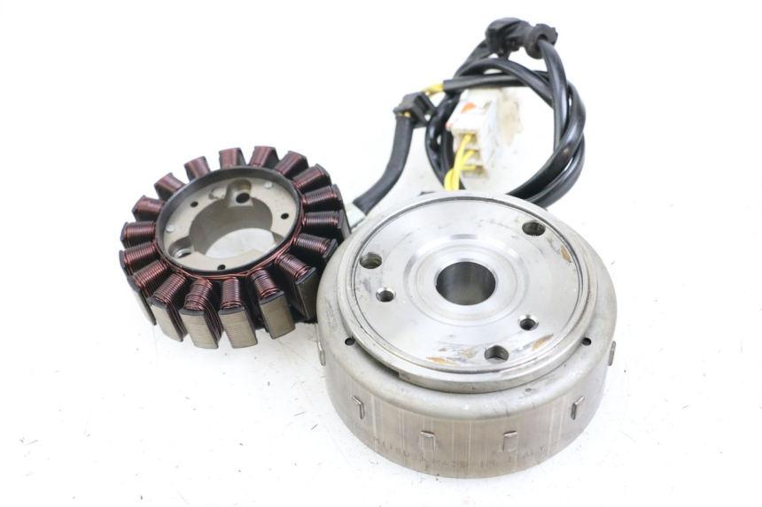 photo de ROTOR STATOR HONDA FES S-WING SWING ABS 125 (2007 - 2015) - Vue d’ensemble